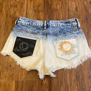 Hand Painted Bullhead Denim Women’s High Rise Shorts, Size 3